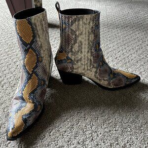 A Rider Girl - Size 9 Snakeskin booties